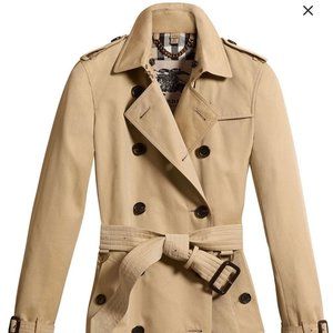 NEW Burberry Women's Kensington Trench Coat
